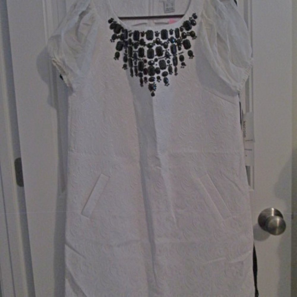KENSIE $118 White Textured w/Black Accents Sheer Sleeves Dress sz Med NWT